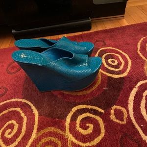 Casadei platform shoe, size 7